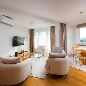 Apartament Metro Imielin 2-bedroom, Warszawa